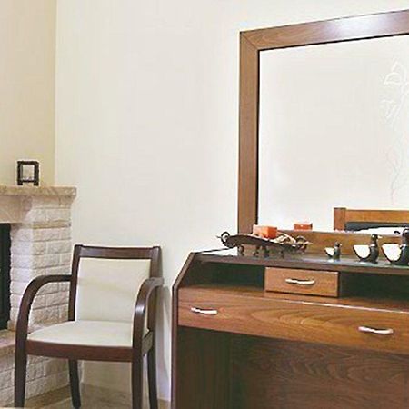 Hotel Galaxias Loutraki  Bagian luar foto