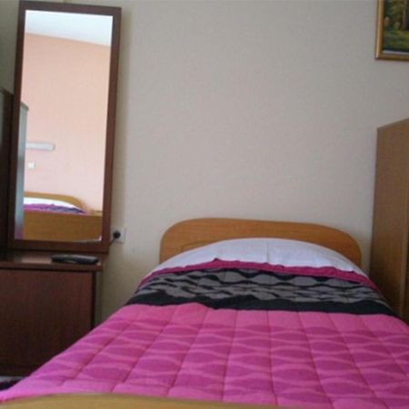 Hotel Galaxias Loutraki  Bagian luar foto