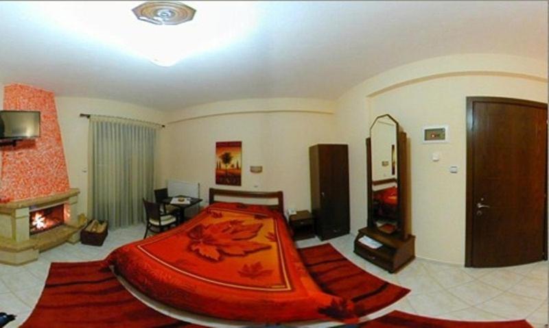 Hotel Galaxias Loutraki  Bagian luar foto