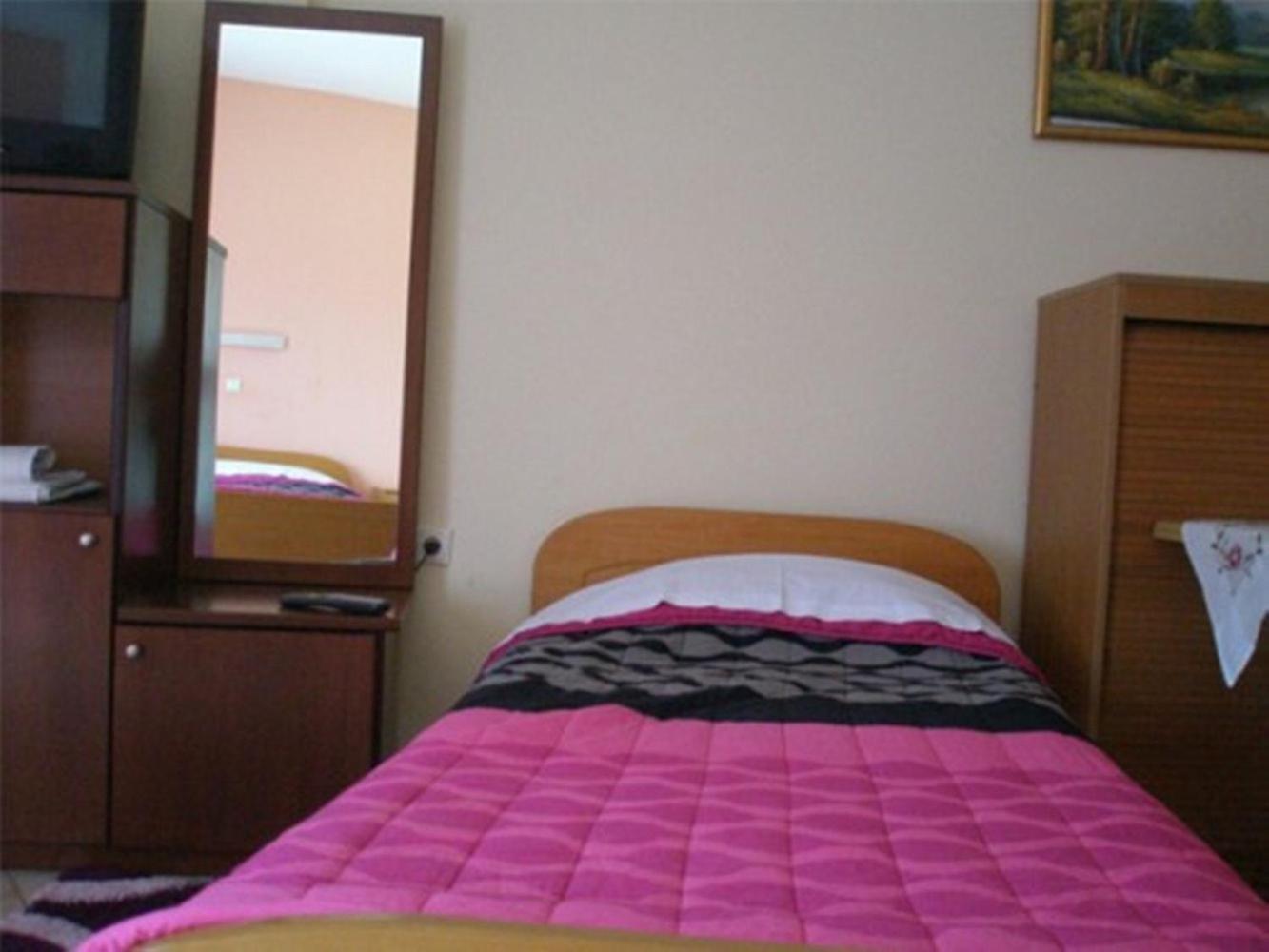 Hotel Galaxias Loutraki  Bagian luar foto