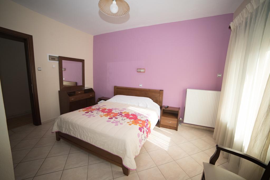 Hotel Galaxias Loutraki  Bagian luar foto